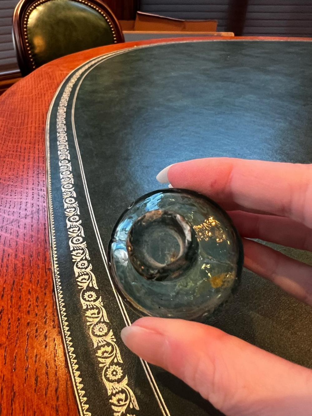 Antique Vintage Victorian Glass Inkwell - Picture 2 of 7